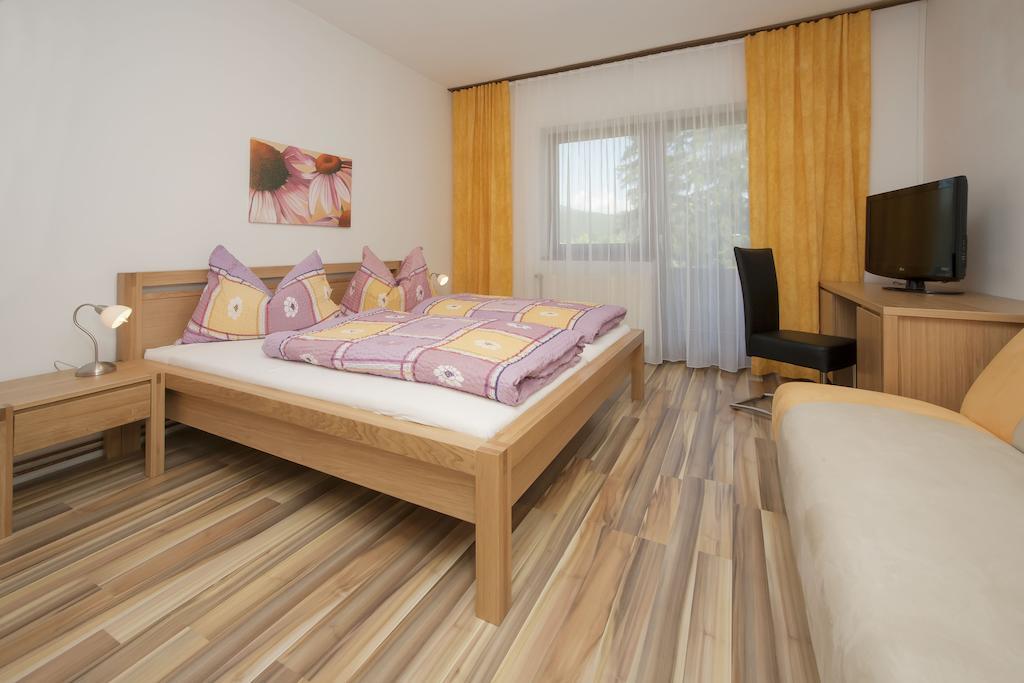 Appartement - Pension Adlerhorst Фельден-ам-Вёртер-Зе Номер фото